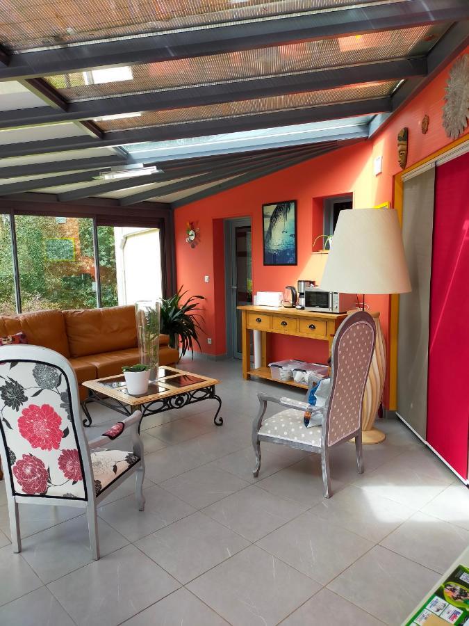 Holly Wood Ault Exterior foto